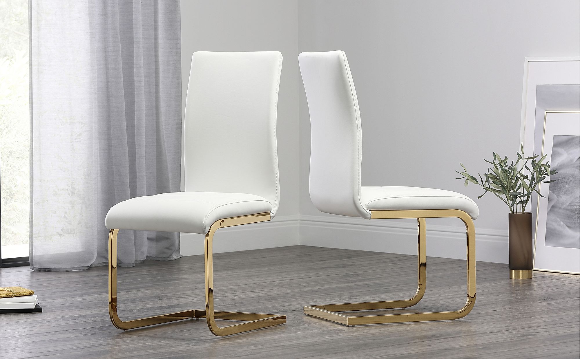 White Chair With Gold Legs - Giselle Cream Velvet Dining Chair Gold