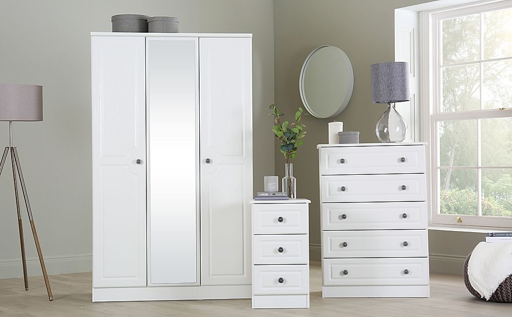 bedroom furniture wardrobe in white combination